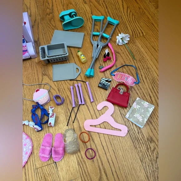 AG & OG Doll Accessories Bundle - Picture 4 of 4